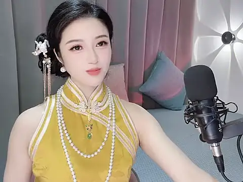 Momo-Wow online show from 06.03.26