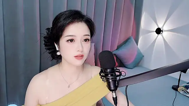 Momo-Wow online show from 07.17.26