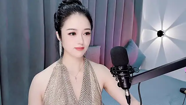 Momo-Wow online show from 07.19.26