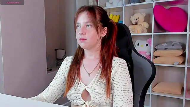 Violeta Paul online show from 06.26.26