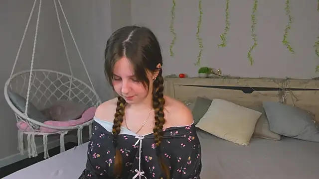 Violeta Paul online show from 07.05.26