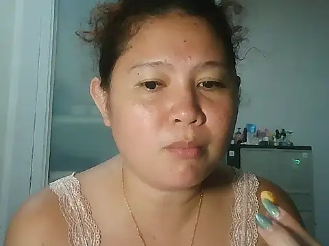 Snapshot of bitchychubby chatting on 07.17.26 bitchychubby online show from 07.17.26