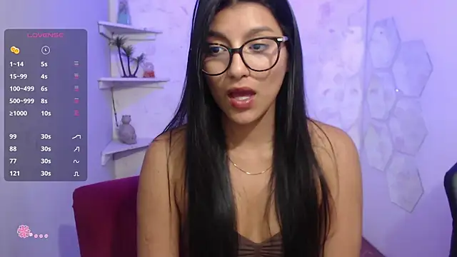 Snapshot of Hailey_Adams chatting on 06.22.26 Hailey Adams online show from 06.22.26