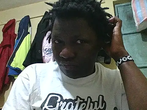 Snapshot of Ebony_creamie chatting on 06.21.26 Ebony creamie online show from 06.21.26