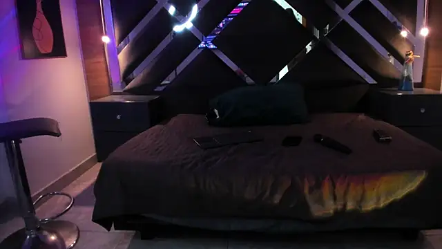 Start xmoonx online show from 07.29.26