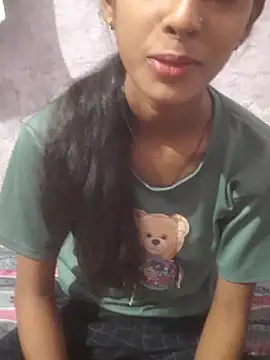 Snapshot of Saloni-Tyagi chatting on 06.18.26 Saloni-Tyagi online show from 06.18.26