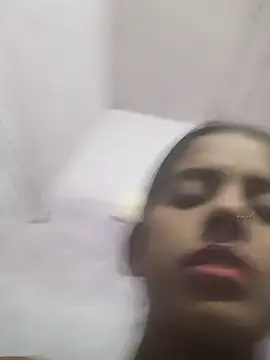 Snapshot of Saloni-Tyagi chatting on 06.26.26 Saloni-Tyagi online show from 06.26.26
