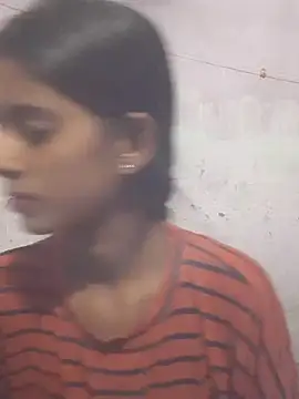 Snapshot of Saloni-Tyagi chatting on 06.28.26 Saloni-Tyagi online show from 06.28.26