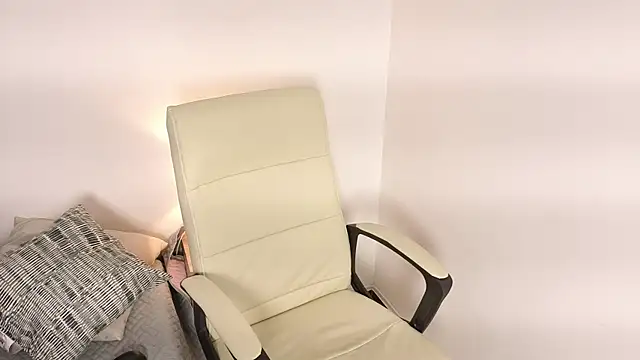 zoemoon1  online show from 07.18.26
