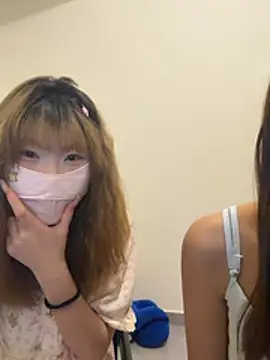 Snapshot of QIQI-QIQI-01 chatting on 07.21.26 QIQI-QIQI-01 online show from 07.21.26
