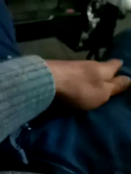 Snapshot of Singlemaleforcouples chatting on 12.11.24 Singlemaleforcouples online show from 12.11.24