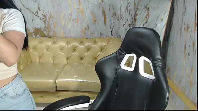 lia x a online show from 06.10.26