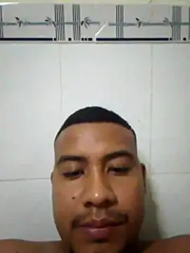 Snapshot of Giovann14 chatting on 06.22.26 Giovann14 online show from 06.22.26