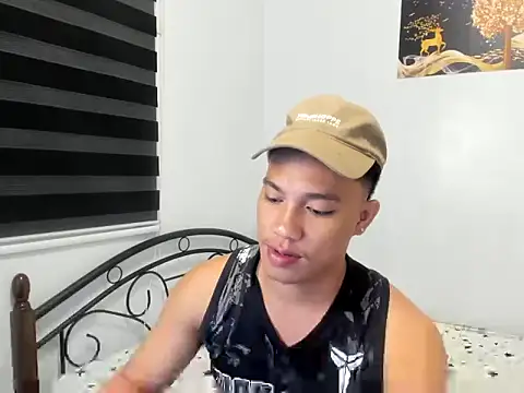 urfucker vinz online show from 07.13.26