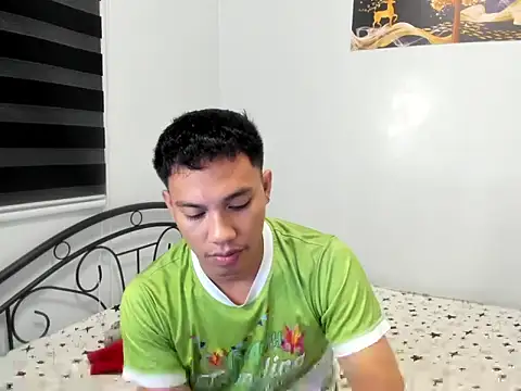 urfucker vinz online show from 07.18.26