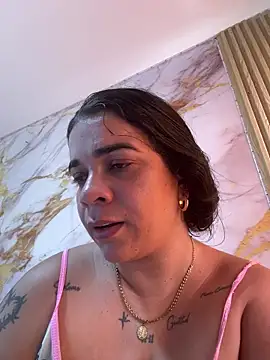 Siri Luxx online show from 06.13.26