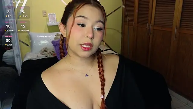 Snapshot of attenea_cutte chatting on 06.18.26 attenea cutte online show from 06.18.26