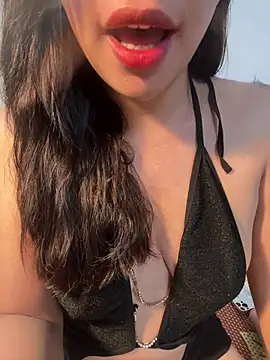 Snapshot of QuynhAnhhh_sweet chatting on 07.13.26 QuynhAnhhh sweet online show from 07.13.26