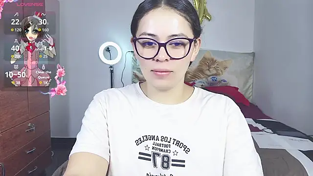 Aeseelia online show from 06.11.26