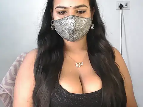 Curvy Deepa online show from 07.23.26