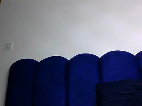 MissElsie21 online show from 06.25.26