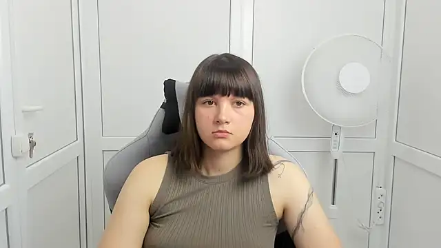 Vanilla Vixen online show from 06.05.26