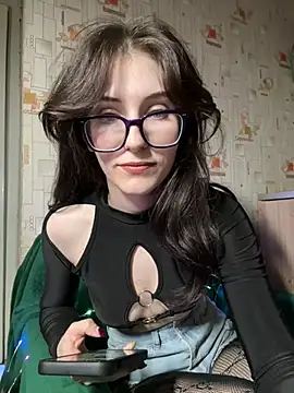 Snapshot of misipissi chatting on 06.15.26 misipissi online show from 06.15.26