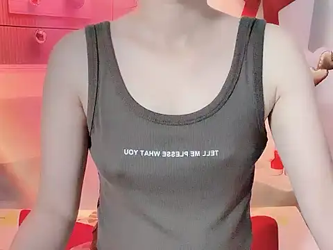 Snapshot of -Lylyn- chatting on 06.19.26 -Lylyn- online show from 06.19.26