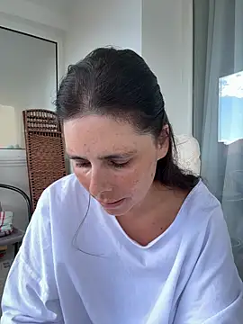 JadeLucy online show from 07.24.26