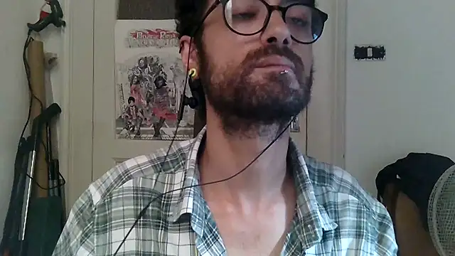 Snapshot of SamDr1nk0fficial chatting on 07.19.26 SamDr1nk0fficial online show from 07.19.26