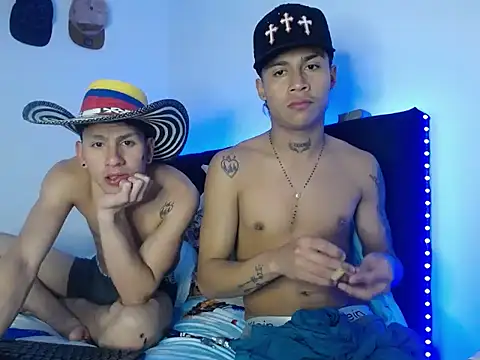 TheHotDuo19 online show from 06.14.26