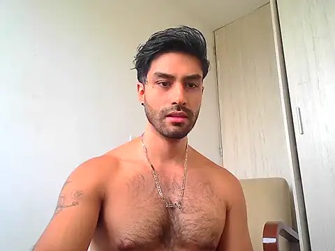 Snapshot of SantiagoMelendez chatting on 07.03.26 SantiagoMelendez online show from 07.03.26