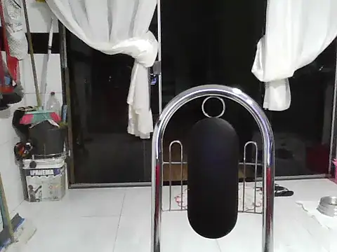 Snapshot of Isabel2q5n chatting on 06.12.26 Isabel2q5n online show from 06.12.26