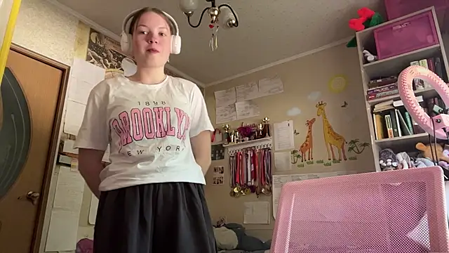Aileyn online show from 06.07.26