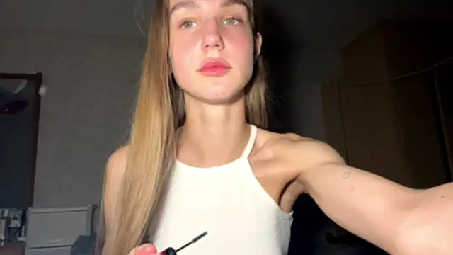 PullyLoves online show from 06.06.26