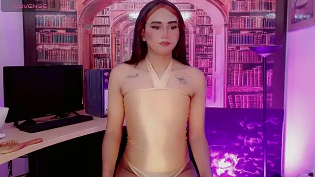 Kimberly Lopez online show from 06.18.26