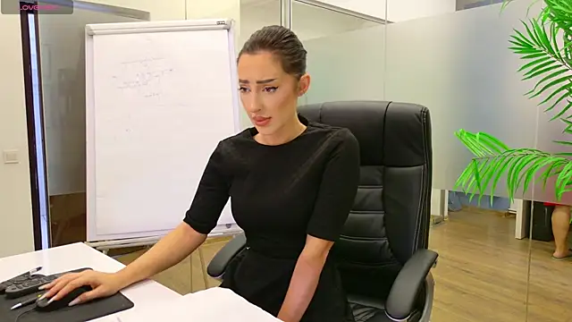 Snapshot of BabesGoWild chatting on 03.05.25 BabesGoWild online show from 03.05.25