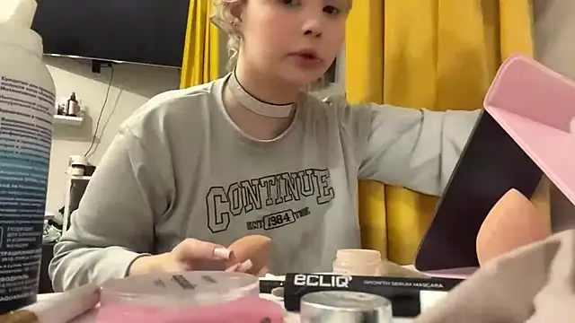 moonluv33 online show from 06.27.26