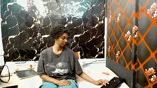 Caramelminxx  online show from 07.07.26