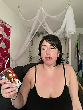 juliee1979 online show from 06.26.26