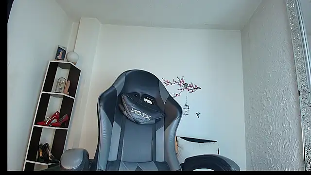  Anais Lanz online show from 07.04.26