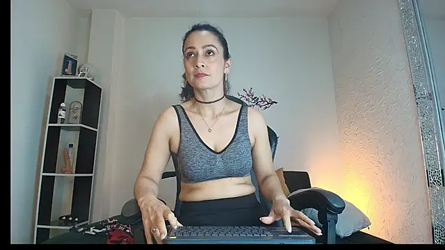  Anais Lanz online show from 07.07.26
