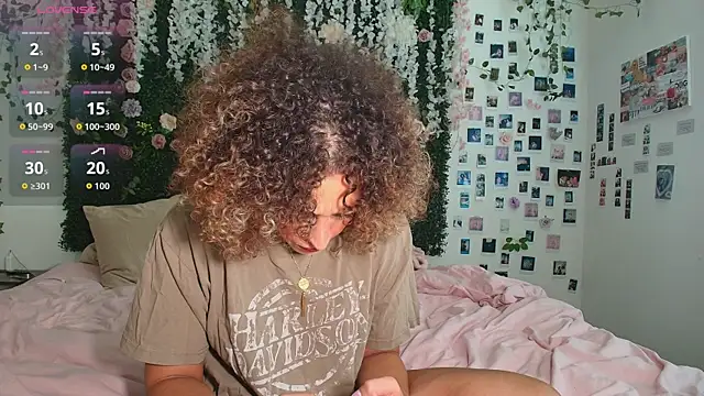 LyraCovee online show from 07.28.26