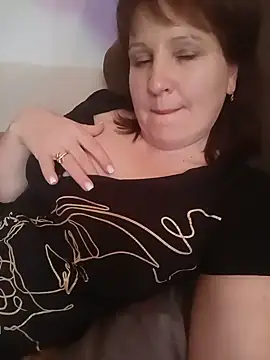 Snapshot of ViolettaLove888 chatting on 06.14.26 ViolettaLove888 online show from 06.14.26