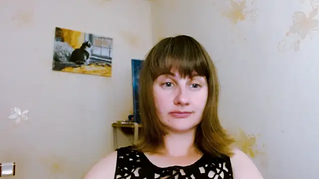 Snapshot of AlinaTailor chatting on 06.16.26 AlinaTailor online show from 06.16.26