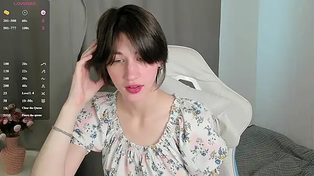 Carolina Lu online show from 06.10.26