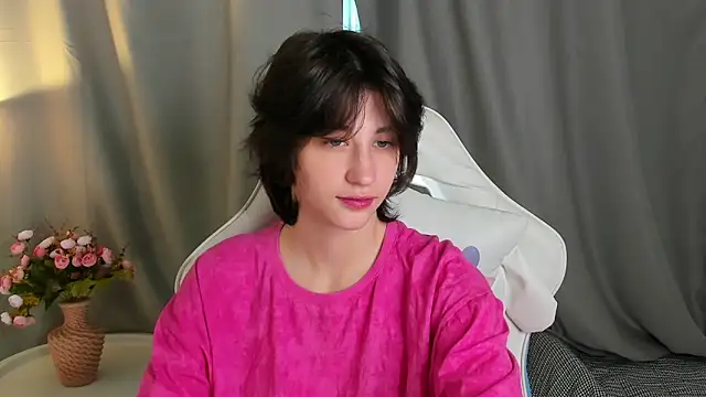Carolina Lu online show from 06.19.26