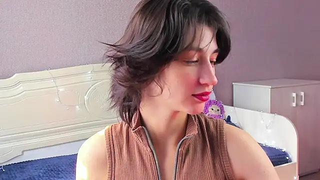 Carolina Lu online show from 07.13.26