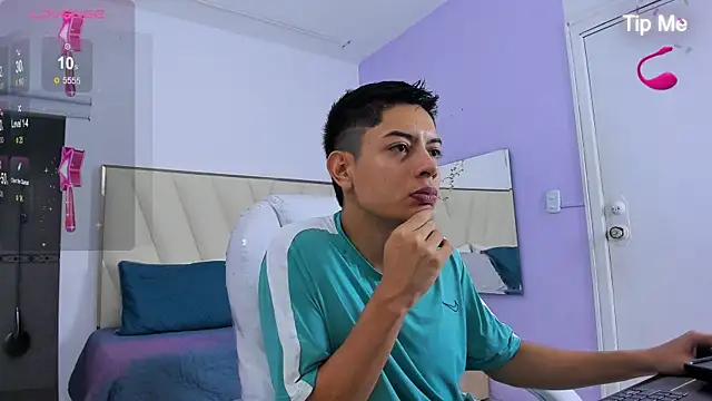 Ethan12  online show from 07.04.26