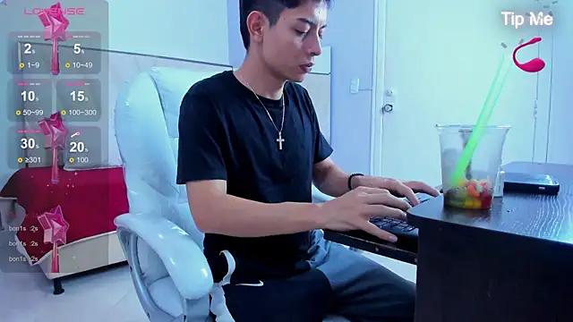Ethan12  online show from 07.12.26
